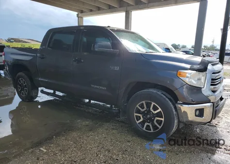 2016 Toyota Tundra Crewmax Sr5 z USA, uszkodzony, nr VIN 5TFEW5F18GX211627